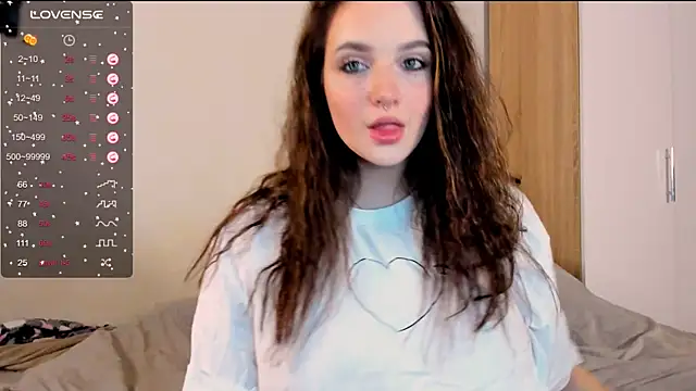 Snapshot of __Latisha__ chatting on December 16, 2024, 12:38 pm Latisha online show from December 16, 2024, 12:38 pm