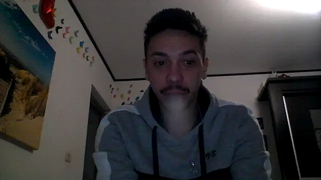 Snapshot of mirunaSEX chatting on February 19, 2025, 7:16 pm mirunaSEX online show from February 19, 2025, 7:16 pm