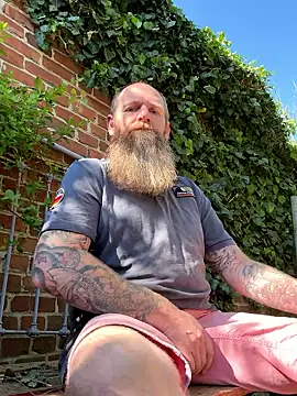 Ice mannHH online show from April 22, 2026, 2:24 pm