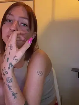 swedenbambiii online show from January 26, 2025, 6:06 pm