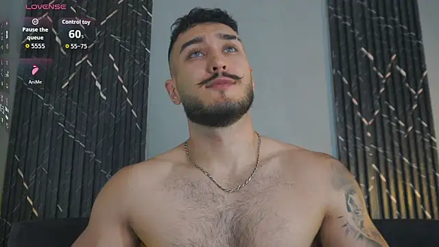 Snapshot of Zionmattis chatting on October 19, 2025, 10:12 pm Zionmattis online show from October 19, 2025, 10:12 pm