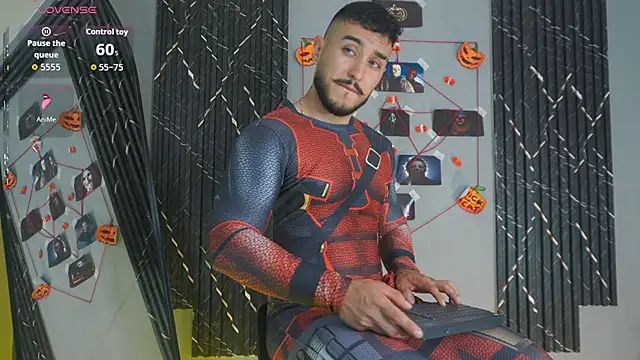 Snapshot of Zionmattis chatting on November 1, 2025, 11:31 pm Zionmattis online show from November 1, 2025, 11:31 pm