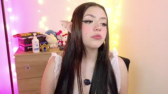 p3ach1 online show from November 9, 2025, 12:47 am