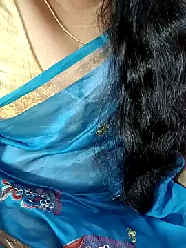 Snapshot of tamil-varshu chatting on January 11, 2025, 4:14 pm tamil-varshu online show from January 11, 2025, 4:14 pm