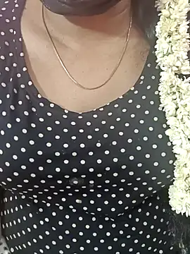 Snapshot of tamil-varshu chatting on December 16, 2024, 4:49 pm tamil-varshu online show from December 16, 2024, 4:49 pm