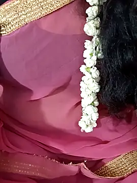 Snapshot of tamil-varshu chatting on February 22, 2025, 5:13 pm tamil-varshu online show from February 22, 2025, 5:13 pm