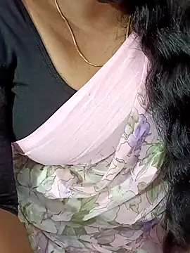 Snapshot of tamil-varshu chatting on February 2, 2025, 1:52 pm tamil-varshu online show from February 2, 2025, 1:52 pm