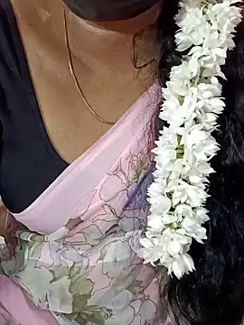 Snapshot of tamil-varshu chatting on January 1, 2025, 2:31 pm tamil-varshu online show from January 1, 2025, 2:31 pm