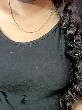 Snapshot of tamil-varshu chatting on February 5, 2025, 7:53 pm tamil-varshu online show from February 5, 2025, 7:53 pm