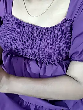 Snapshot of tamil-varshu chatting on January 26, 2025, 4:09 pm tamil-varshu online show from January 26, 2025, 4:09 pm