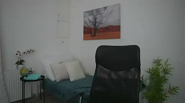 magic   smile online show from February 12, 2025, 11:18 am