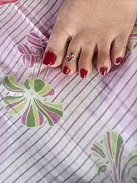 lakey91girl online show from April 7, 2026, 8:49 am