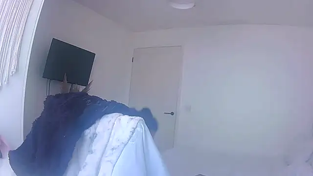 vanilla chocolate23 online show from April 5, 2026, 9:38 am