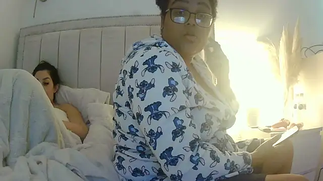 Snapshot of vanilla_chocolate23 chatting on October 12, 2025, 9:10 am vanilla chocolate23 online show from October 12, 2025, 9:10 am