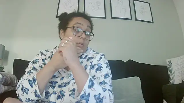 Snapshot of vanilla_chocolate23 chatting on November 15, 2025, 11:25 am vanilla chocolate23 online show from November 15, 2025, 11:25 am