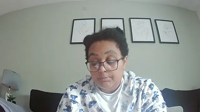 Snapshot of vanilla_chocolate23 chatting on October 18, 2025, 10:17 am vanilla chocolate23 online show from October 18, 2025, 10:17 am