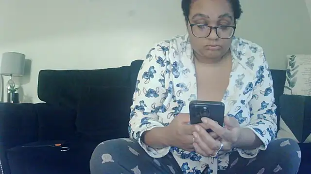 Snapshot of vanilla_chocolate23 chatting on October 13, 2025, 6:48 am vanilla chocolate23 online show from October 13, 2025, 6:48 am