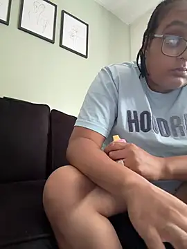 vanilla chocolate23 online show from July 22, 2026, 9:11 am