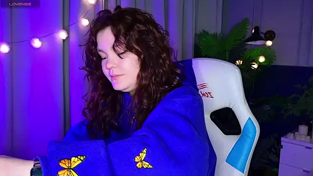 EnnySunrise online show from November 14, 2025, 7:06 pm