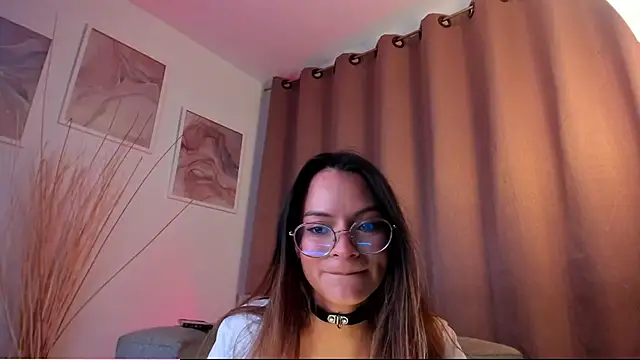 Angie Pirss online show from March 25, 2026, 8:08 pm