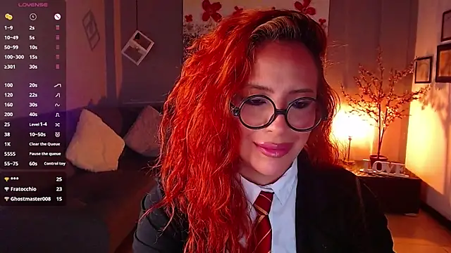 sahra taylor  online show from March 15, 2025, 3:48 pm