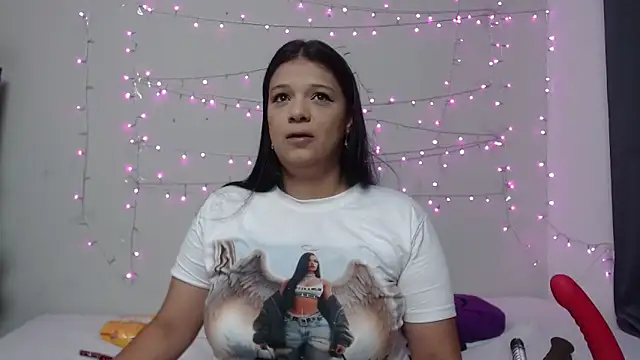 Nicol Love0 online show from March 10, 2025, 10:39 am