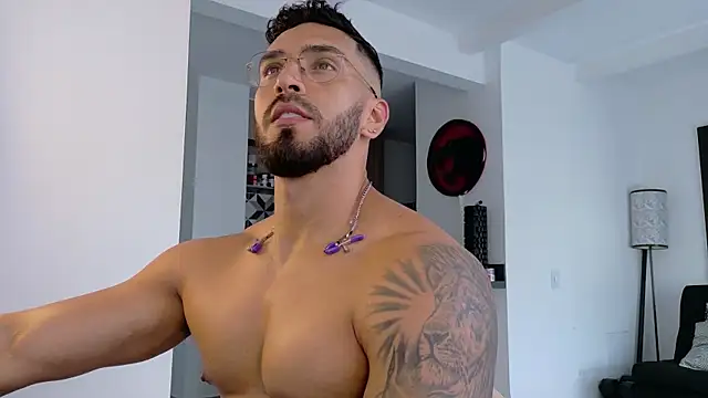 Snapshot of tony_muscle chatting on January 7, 2026, 10:15 pm tony muscle online show from January 7, 2026, 10:15 pm