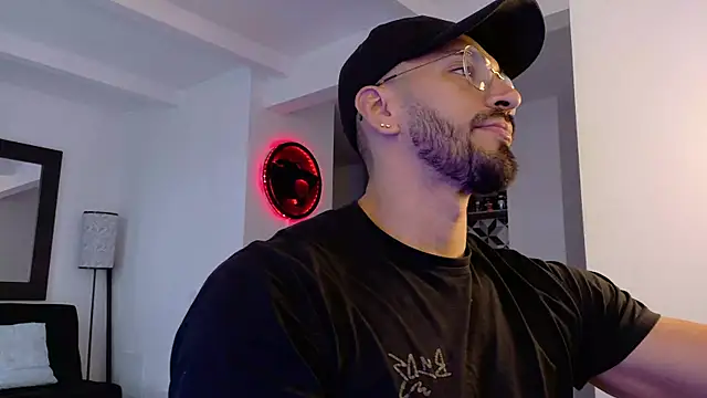 tony muscle online show from October 21, 2025, 9:14 pm