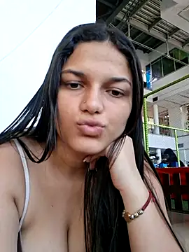 girl milk1 online show from April 22, 2026, 5:20 pm