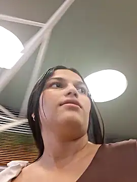 girl milk1 online show from April 30, 2026, 12:06 am