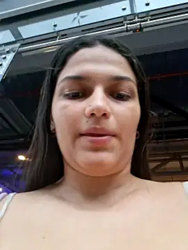 girl milk1 online show from May 7, 2026, 9:29 pm