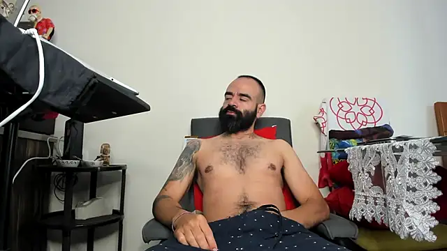 Snapshot of Chriss_evanss_ chatting on July 24, 2026, 4:03 pm Chriss evanss online show from July 24, 2026, 4:03 pm