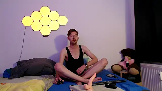 jonny-bisexual online show from December 15, 2025, 7:09 pm