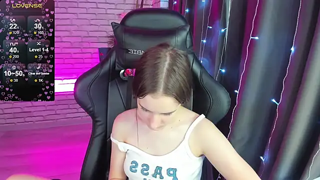 Tonya Gray online show from December 20, 2024, 4:31 am