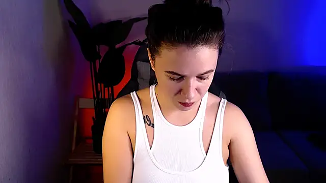 M Sensual online show from December 22, 2025, 1:50 am