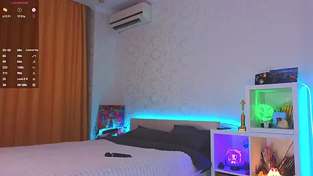 Renochka online show from October 20, 2025, 2:06 pm