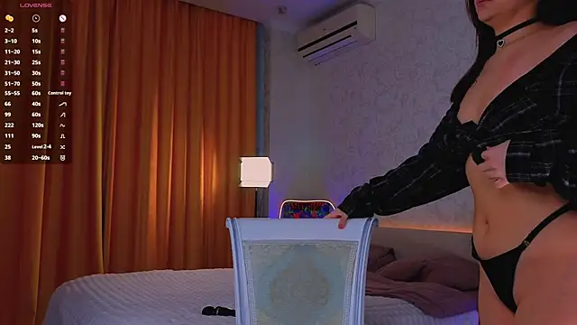 Snapshot of Renochka chatting on February 20, 2026, 6:26 am Renochka online show from February 20, 2026, 6:26 am