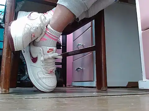 sammy goddess online show from February 4, 2026, 1:17 pm