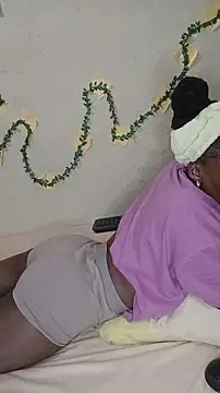 Snapshot of FreakySag_8888 chatting on November 8, 2025, 3:21 am FreakySag 8888 online show from November 8, 2025, 3:21 am