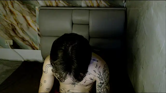 Apolo Hidalgo01 online show from September 22, 2025, 6:58 pm