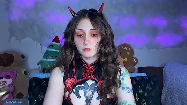 Snapshot of _Devill_Baby chatting on December 2, 2025, 9:49 pm Devill Baby online show from December 2, 2025, 9:49 pm