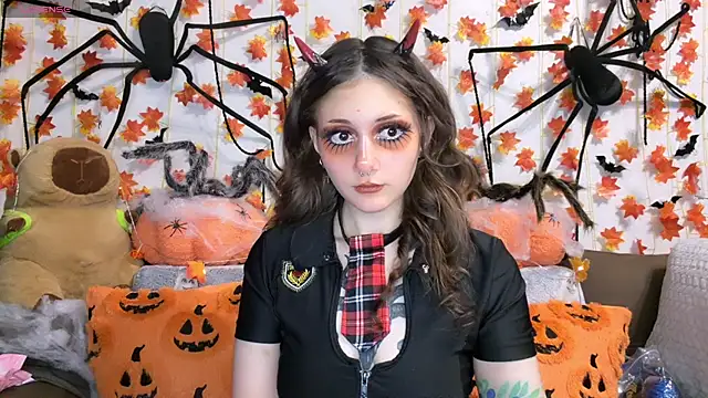 Snapshot of _Devill_Baby chatting on October 29, 2025, 7:13 pm Devill Baby online show from October 29, 2025, 7:13 pm