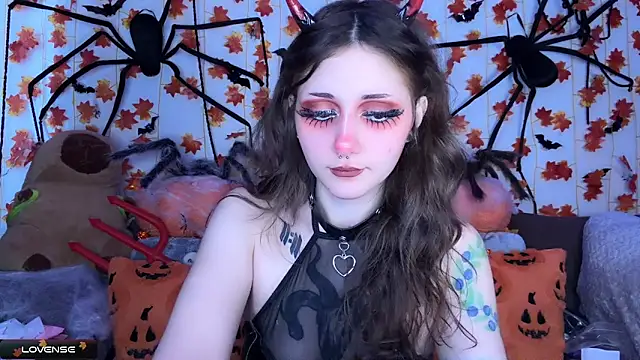 Snapshot of _Devill_Baby chatting on November 15, 2025, 6:28 am Devill Baby online show from November 15, 2025, 6:28 am