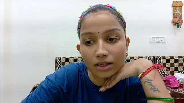 Aleena Rai online show from October 4, 2025, 6:20 pm
