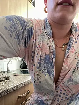 Barbie 26 online show from March 18, 2025, 9:56 am