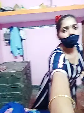 Cute-Simmi online show from January 6, 2025, 10:05 pm