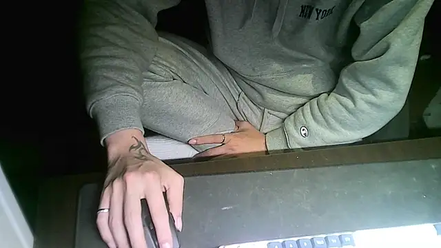 Ryan67533 online show from December 22, 2024, 9:22 am