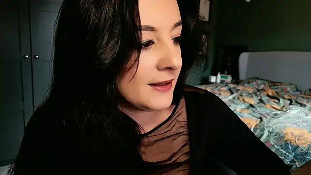 flatwhite0 online show from October 14, 2025, 8:48 am