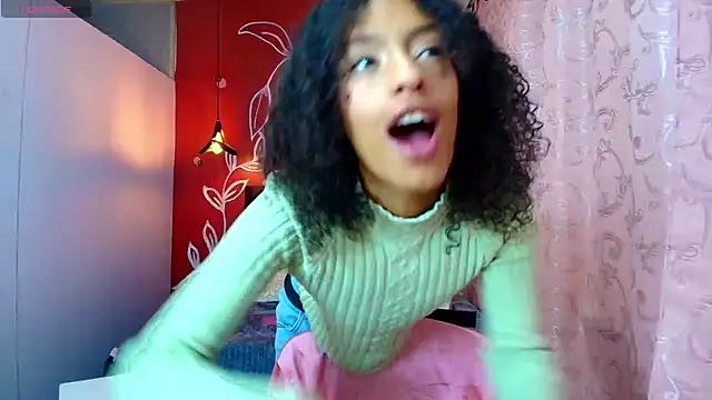 Zia Green online show from March 7, 2025, 12:12 pm