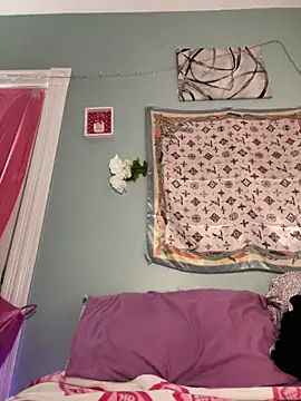 Snapshot of ebonycatlisaaaalime chatting on October 21, 2025, 12:26 pm ebonycatlisaaaalime online show from October 21, 2025, 12:26 pm